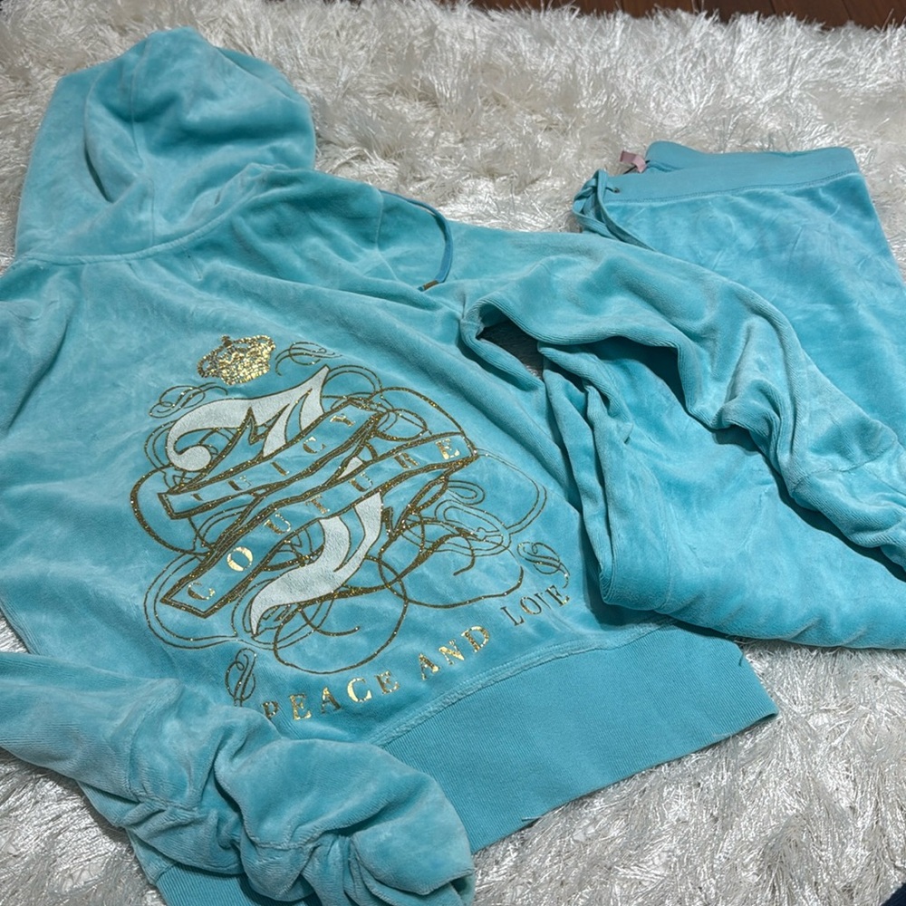 Juicy couture velour set